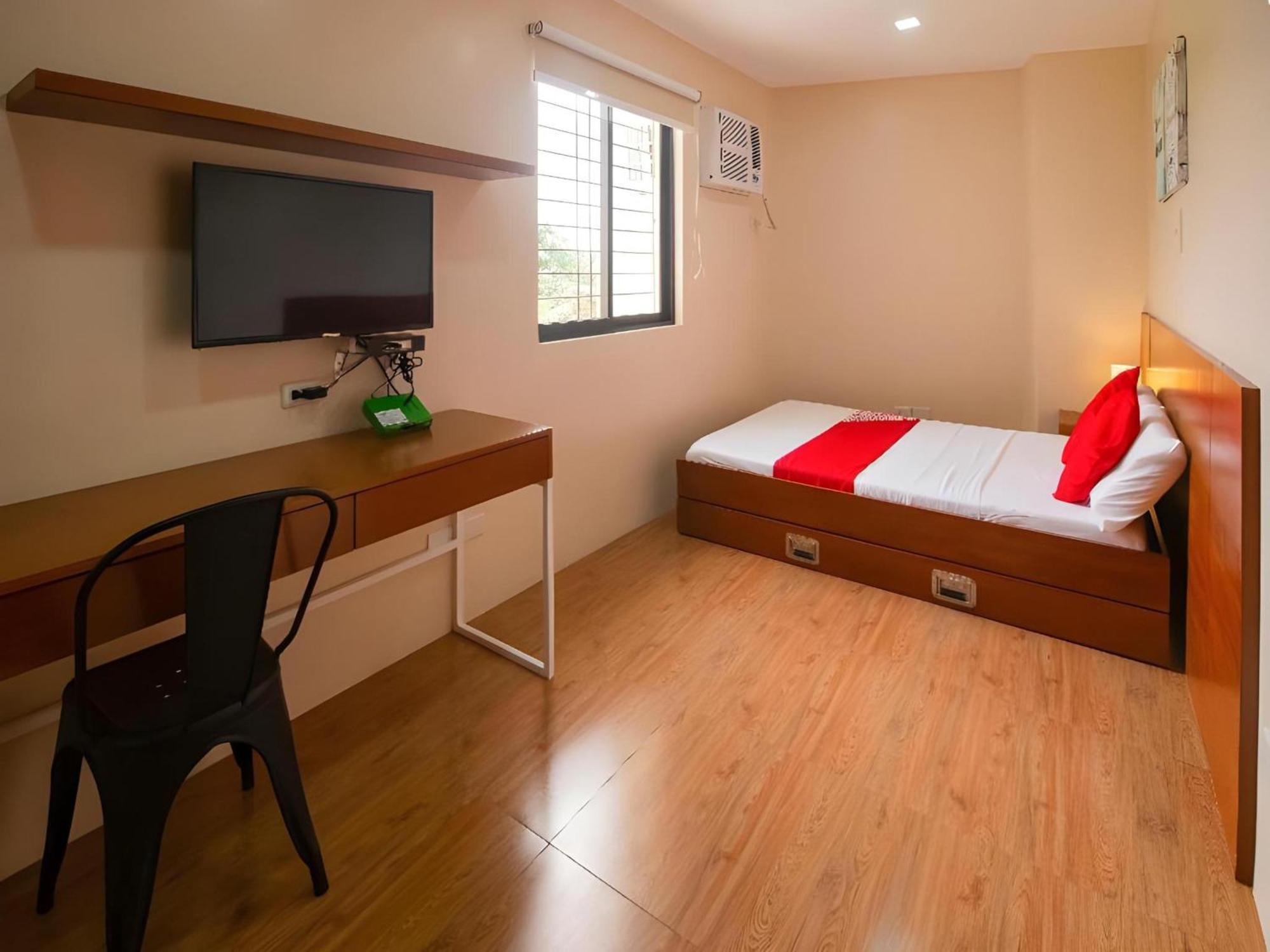 Super Oyo 832 The Teepee Place Hostel & Residence Inn Cebu Stadt Exterior foto