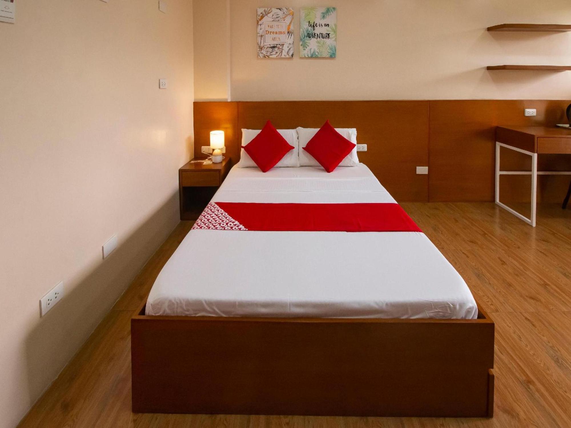 Super Oyo 832 The Teepee Place Hostel & Residence Inn Cebu Stadt Exterior foto