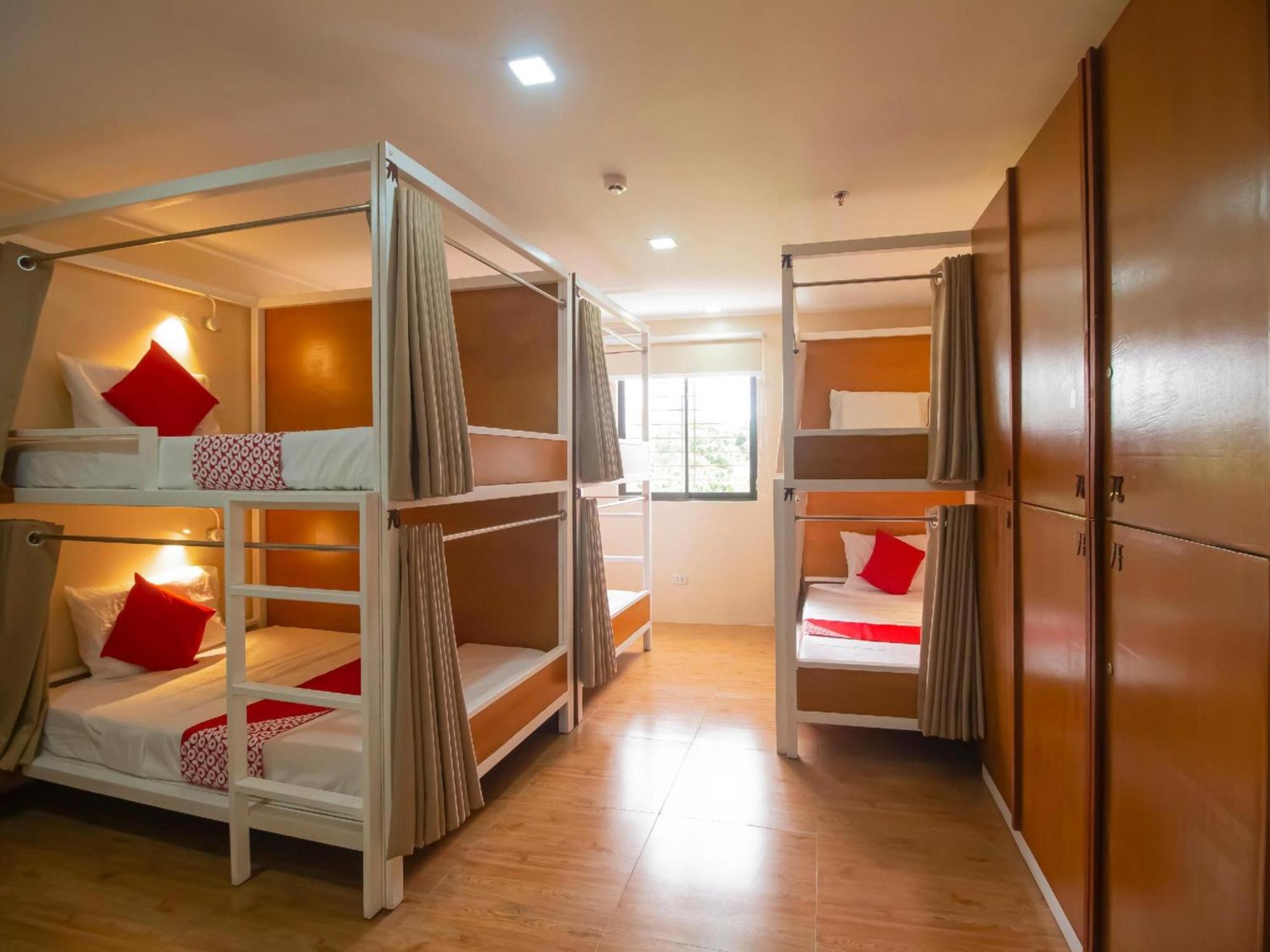 Super Oyo 832 The Teepee Place Hostel & Residence Inn Cebu Stadt Exterior foto